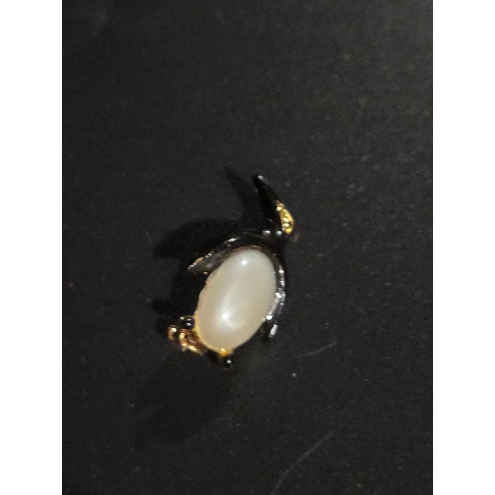 Unbranded Penguin Brooch Women One Size Black Gold Faux Pearl Belly Enamel Pin